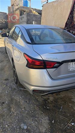 نيسان ألتيما